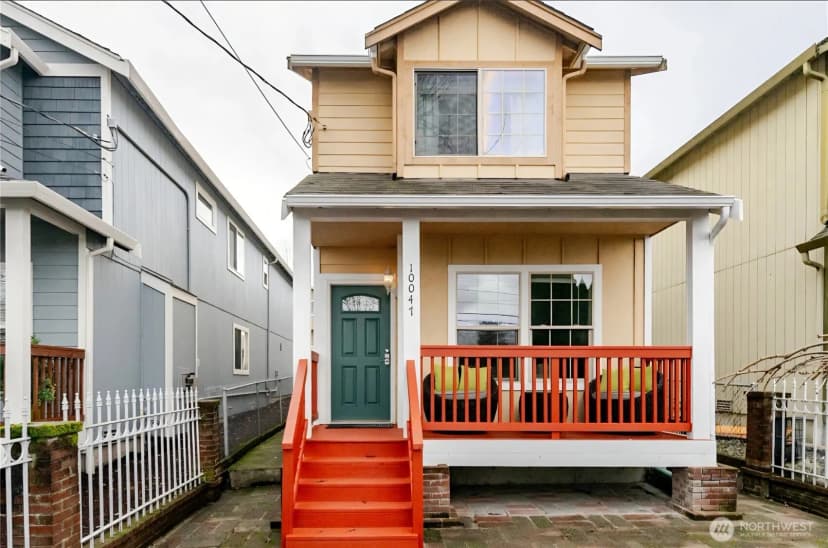Property photo for 10047 17th Avenue Sw, Seattle