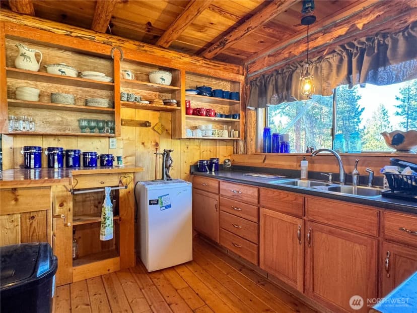 Property photo for 266 Bluebell Lane, Tonasket photo 17