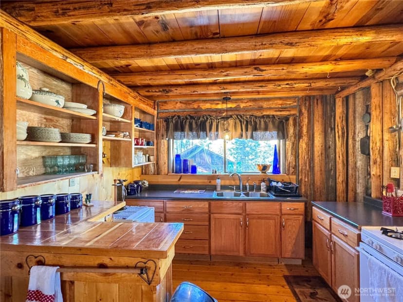 Property photo for 266 Bluebell Lane, Tonasket photo 15
