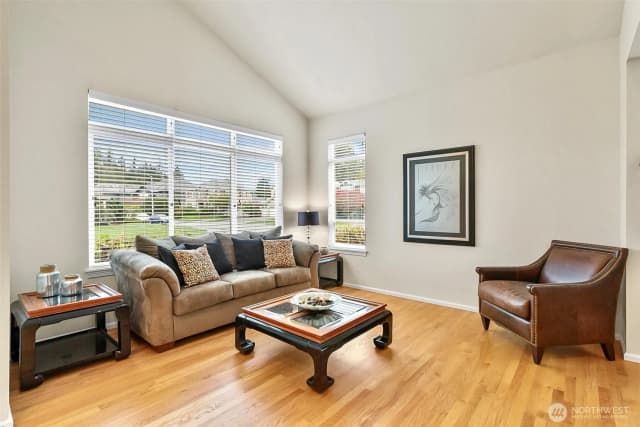 Property photo for 17401 33rd Drive Se, Bothell photo 4