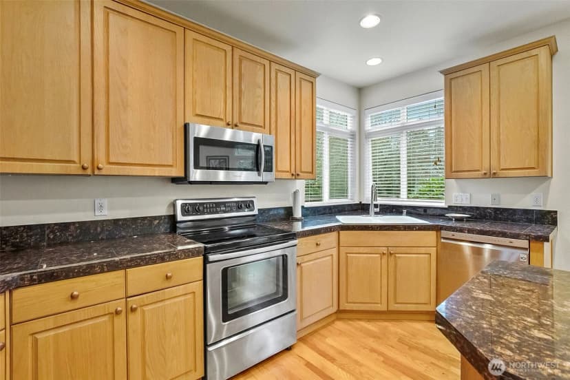 Property photo for 17401 33rd Drive Se, Bothell photo 15