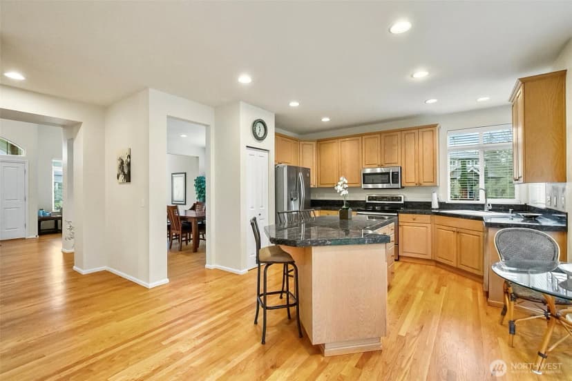 Property photo for 17401 33rd Drive Se, Bothell photo 16