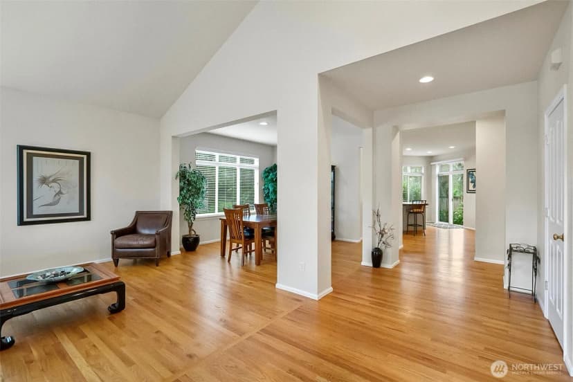 Property photo for 17401 33rd Drive Se, Bothell photo 3