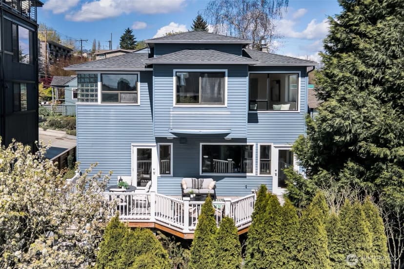 Property photo for 555 Galer Street, Seattle photo 38