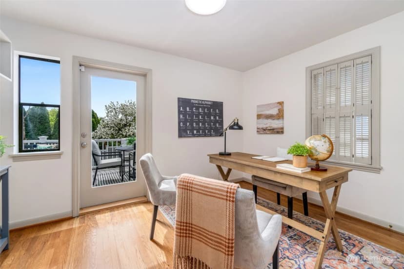 Property photo for 555 Galer Street, Seattle photo 16