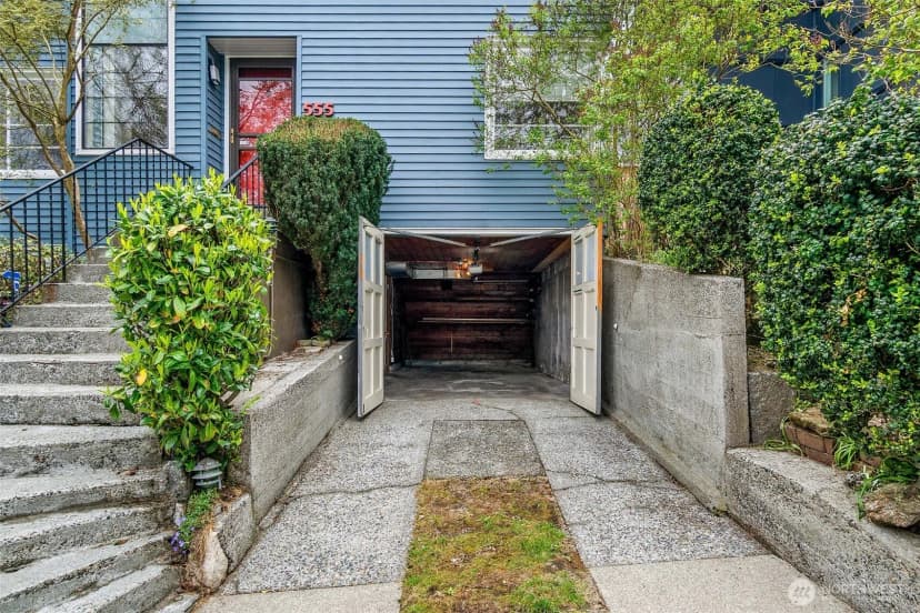 Property photo for 555 Galer Street, Seattle photo 39