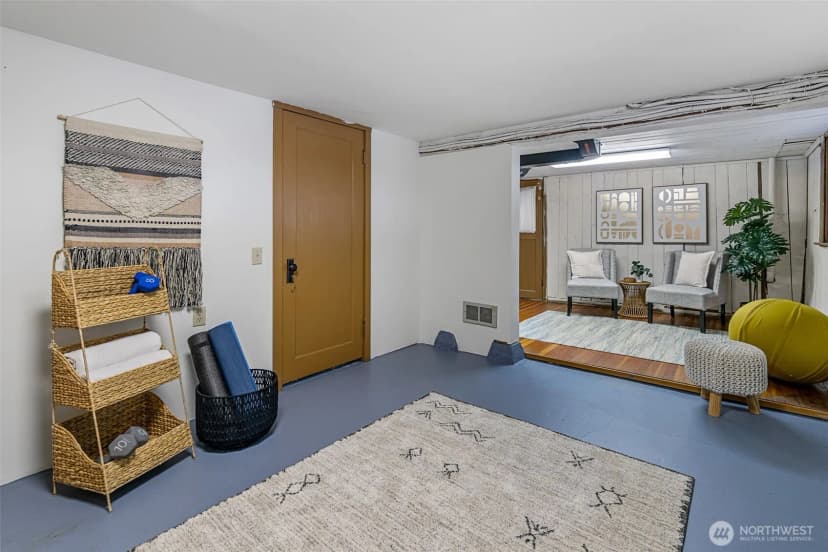 Property photo for 555 Galer Street, Seattle photo 32