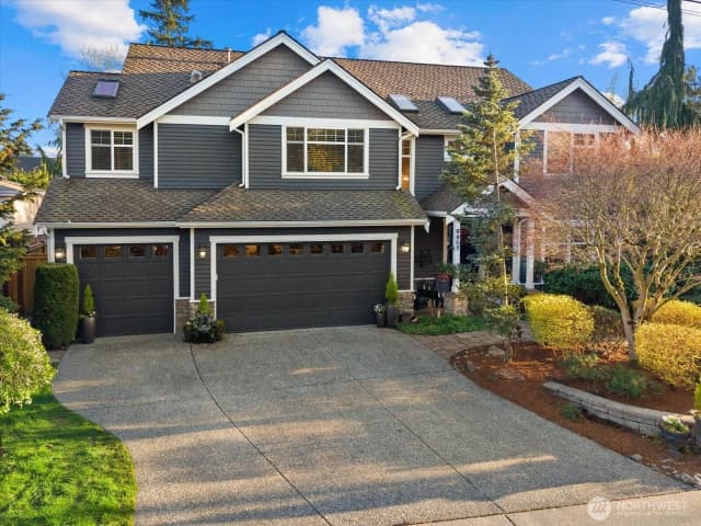Property photo for 8907 Ne 152nd Place, Bothell photo 2