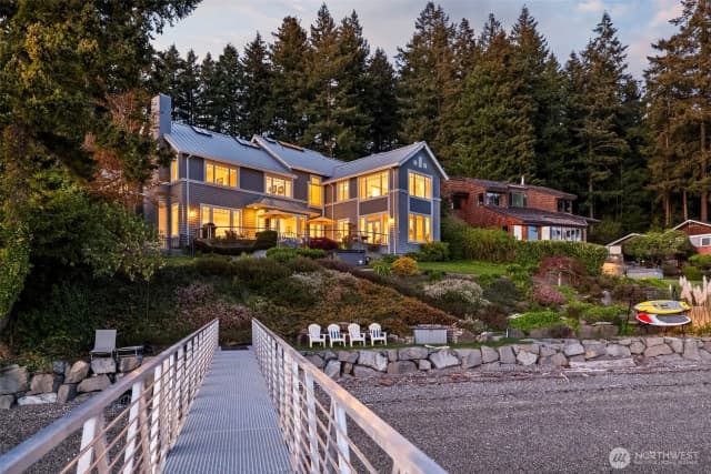 Property photo for 7502 Ford Drive Nw, Gig Harbor photo 3