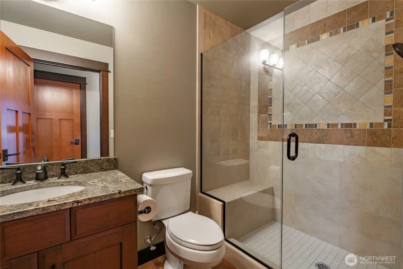 Property photo for 8771 Clubhouse Point Drive, Blaine photo 30