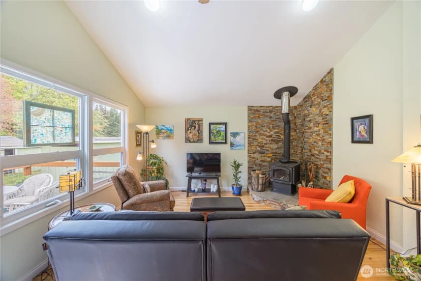 Property photo for 430 Black Diamond Road, Port Angeles photo 5