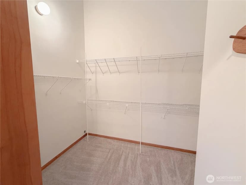 Property photo for 26130 134th Avenue Se, Kent photo 17
