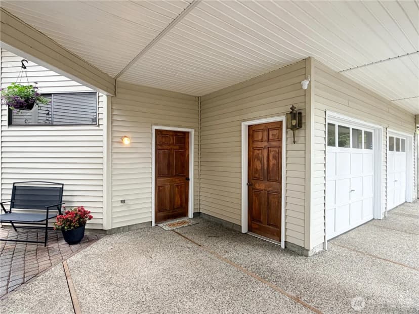 Property photo for 26130 134th Avenue Se, Kent photo 39