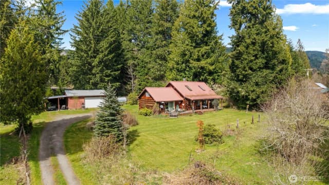 Property photo for 54715 278th Avenue E, Ashford photo 3