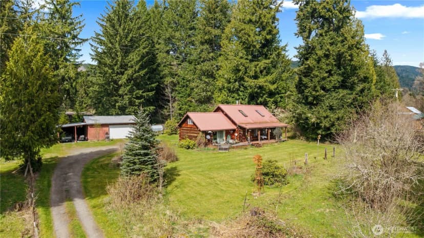 Property photo for 54715 278th Avenue E, Ashford photo 3