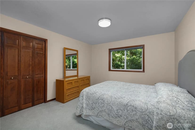 Property photo for 5023 Cooper Point Road Nw, Olympia photo 22