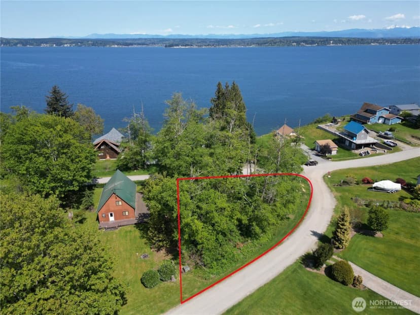 Property photo for 54 A Saratoga Drive, Hat Island