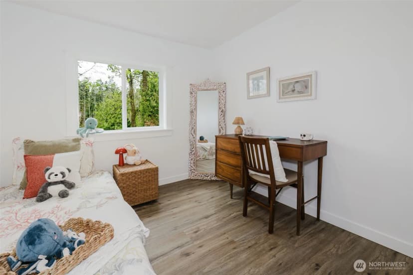 Property photo for 21579 Howard Avenue Ne, Kingston photo 13