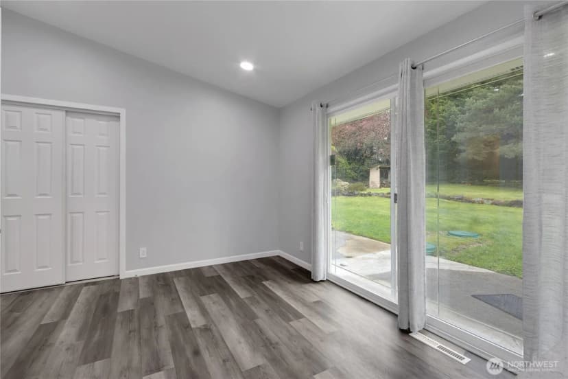 Property photo for 10524 43rd Street Ct E, Edgewood photo 11