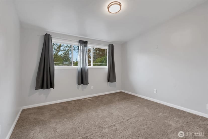 Property photo for 10524 43rd Street Ct E, Edgewood photo 17