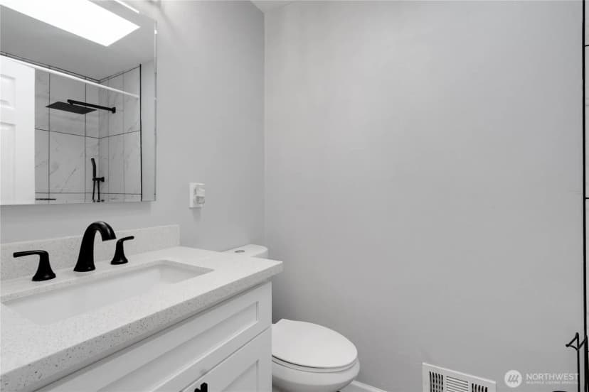 Property photo for 10524 43rd Street Ct E, Edgewood photo 13