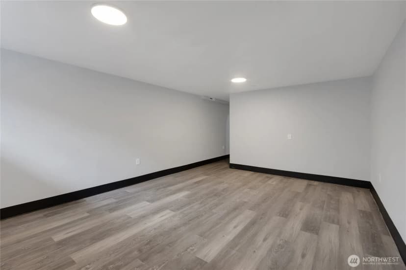 Property photo for 10524 43rd Street Ct E, Edgewood photo 22