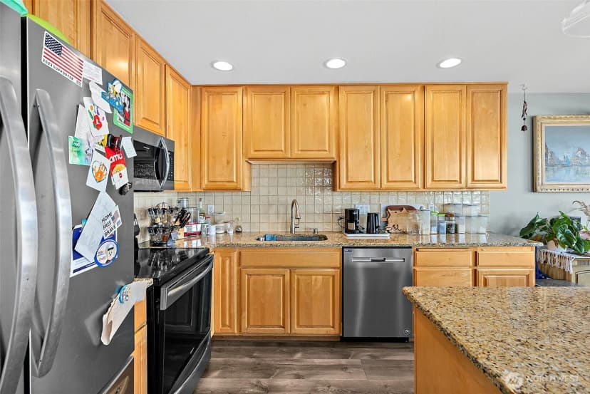 Property photo for 7606 19th Street W, Tacoma photo 17