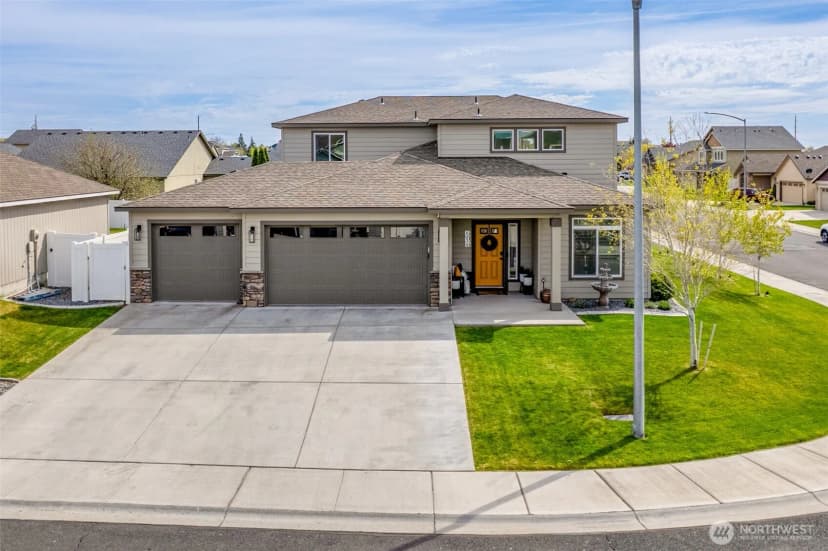 Property photo for 606 8th Avenue Ne, Ephrata