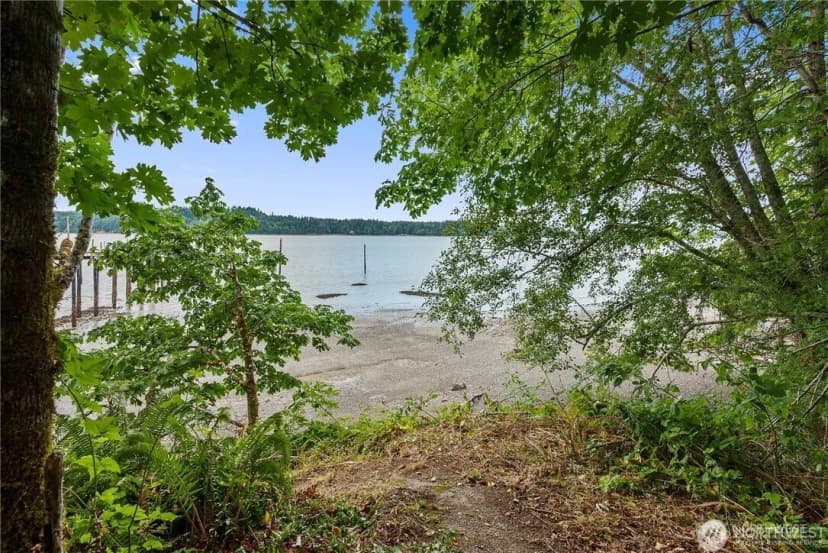 Property photo for 5210 Scott Road Nw, Olympia photo 2