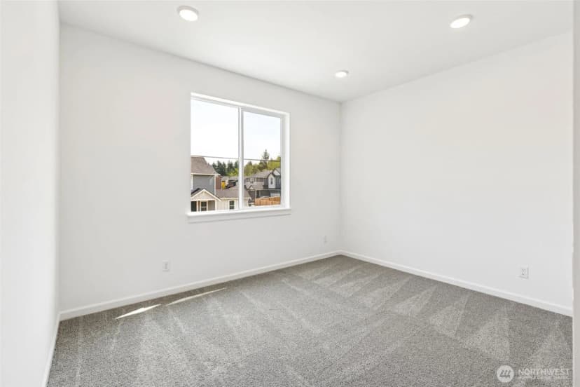 Property photo for 4615 85th Avenue Ne #30, Marysville photo 21