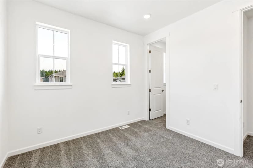 Property photo for 4615 85th Avenue Ne #30, Marysville photo 20