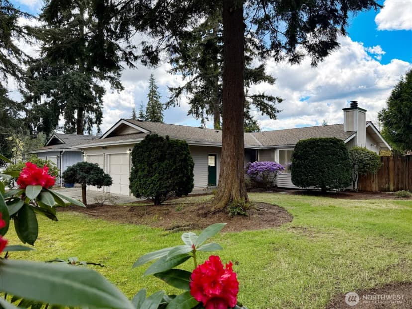 Property photo for 11428 26th Drive Se, Everett
