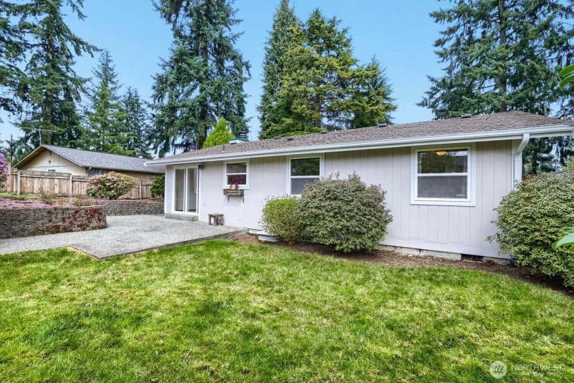 Property photo for 11428 26th Drive Se, Everett photo 31