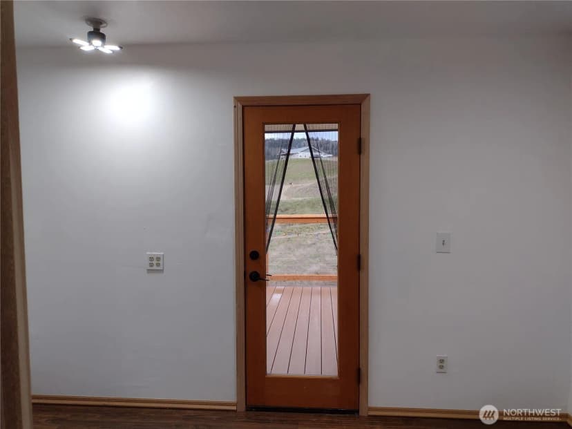Property photo for 6 Tanager Lane, Republic photo 13