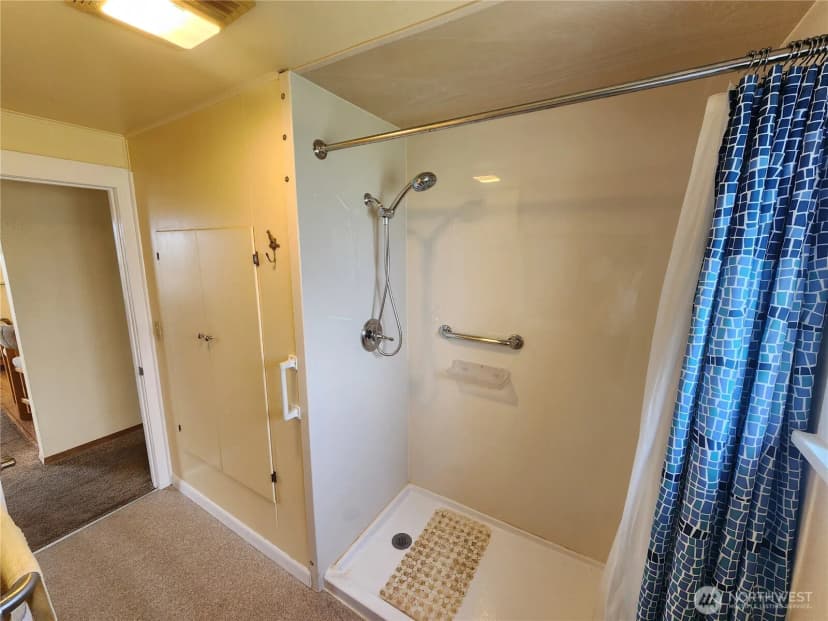Property photo for 114 W 9 Th, Port Angeles photo 22
