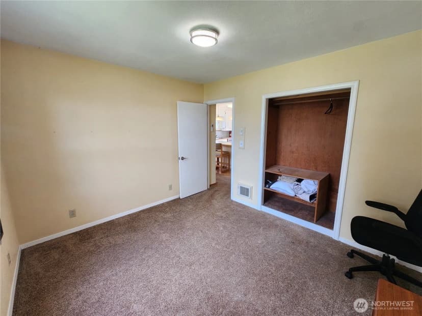 Property photo for 114 W 9 Th, Port Angeles photo 19