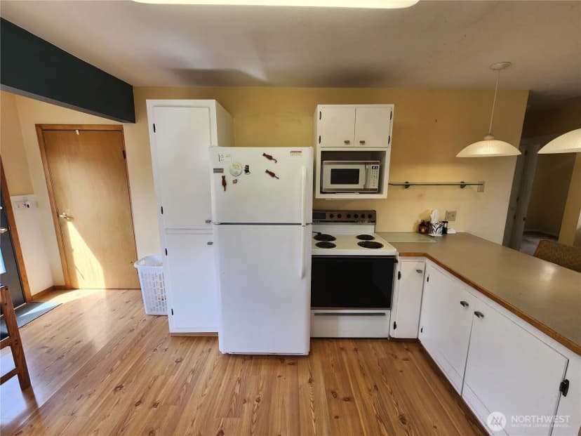 Property photo for 114 W 9 Th, Port Angeles photo 10