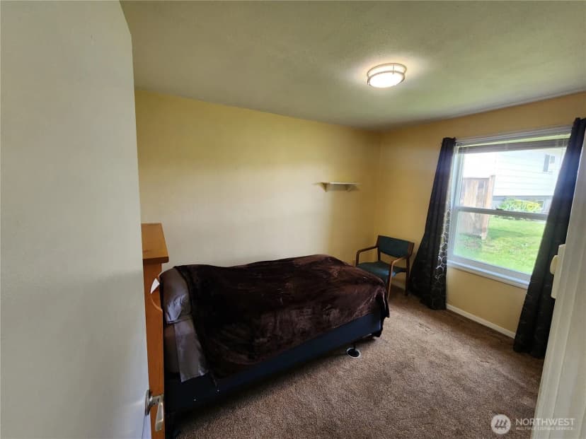 Property photo for 114 W 9 Th, Port Angeles photo 16
