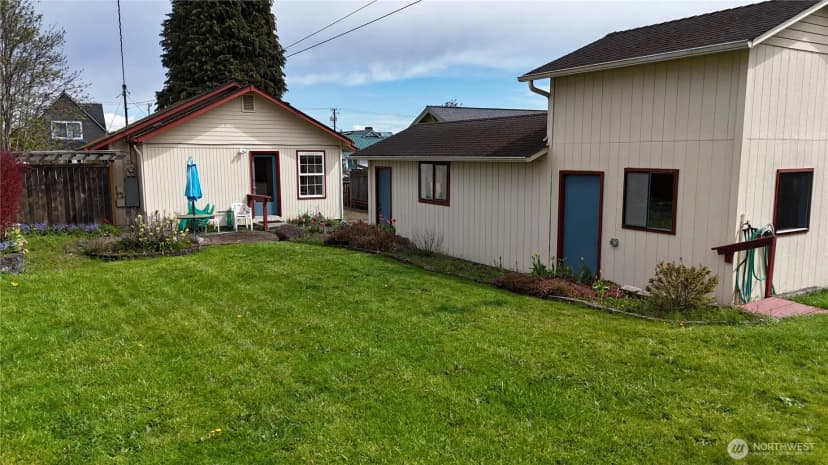 Property photo for 114 W 9 Th, Port Angeles photo 30