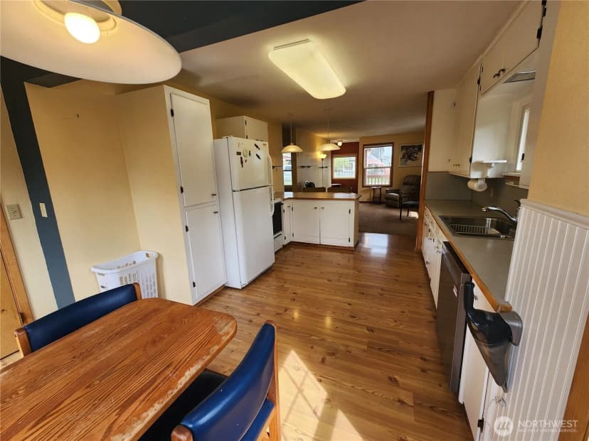 Property photo for 114 W 9 Th, Port Angeles photo 14