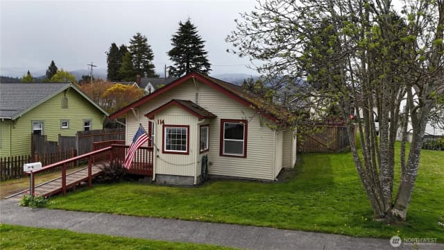 Property photo for 114 W 9 Th, Port Angeles photo 2