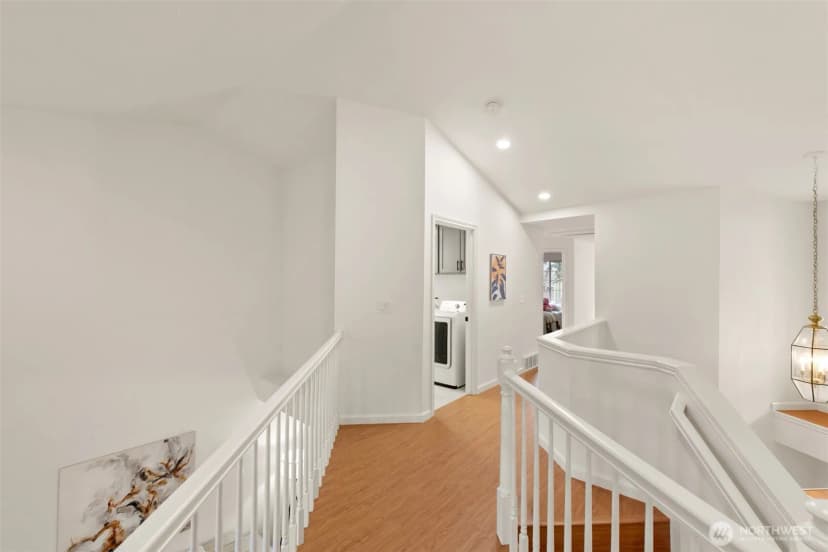 Property photo for 15795 Northup Way #7, Bellevue photo 18