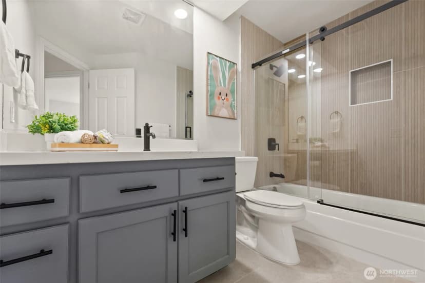 Property photo for 15795 Northup Way #7, Bellevue photo 21