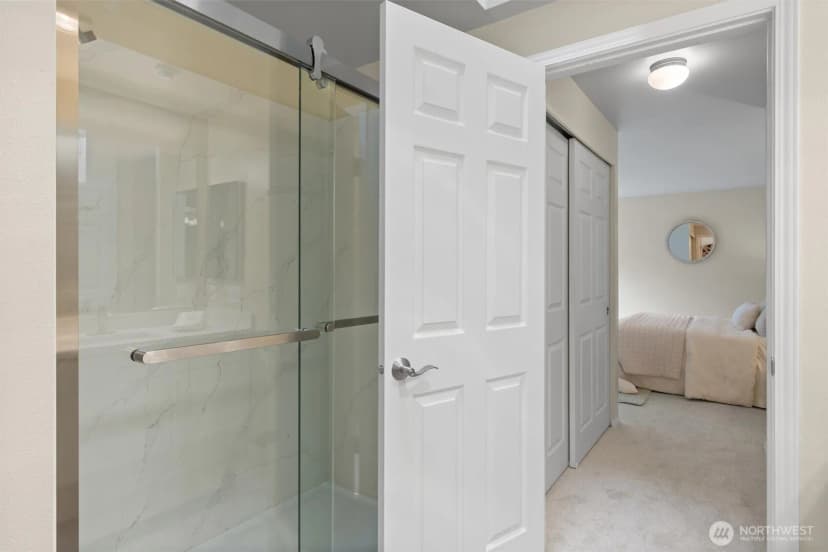 Property photo for 10909 Avondale Road Ne #r170, Redmond photo 31