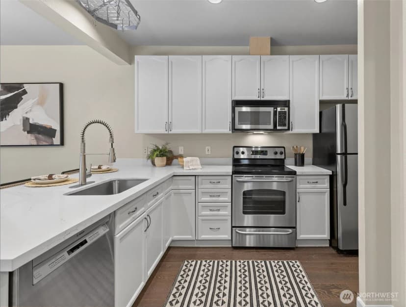 Property photo for 10909 Avondale Road Ne #r170, Redmond photo 15
