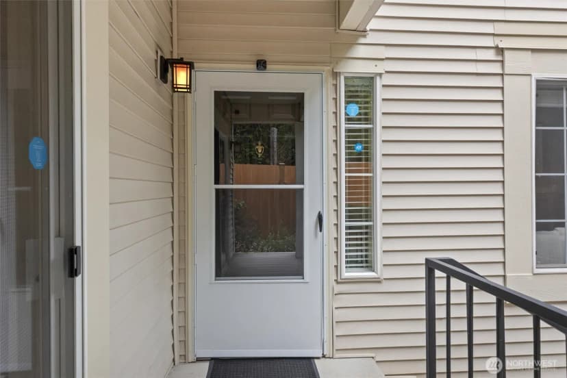 Property photo for 10909 Avondale Road Ne #r170, Redmond photo 8