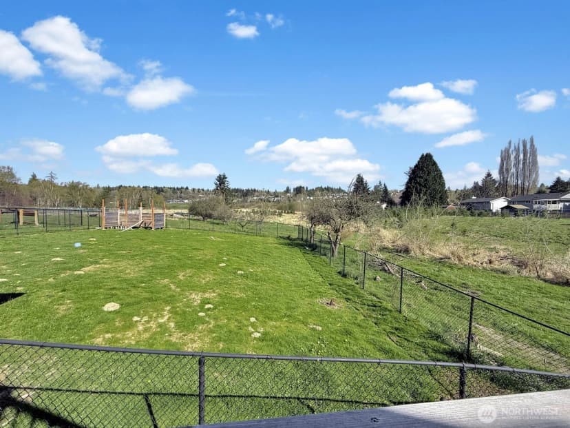 Property photo for 9025 67th Avenue Ne, Marysville photo 31