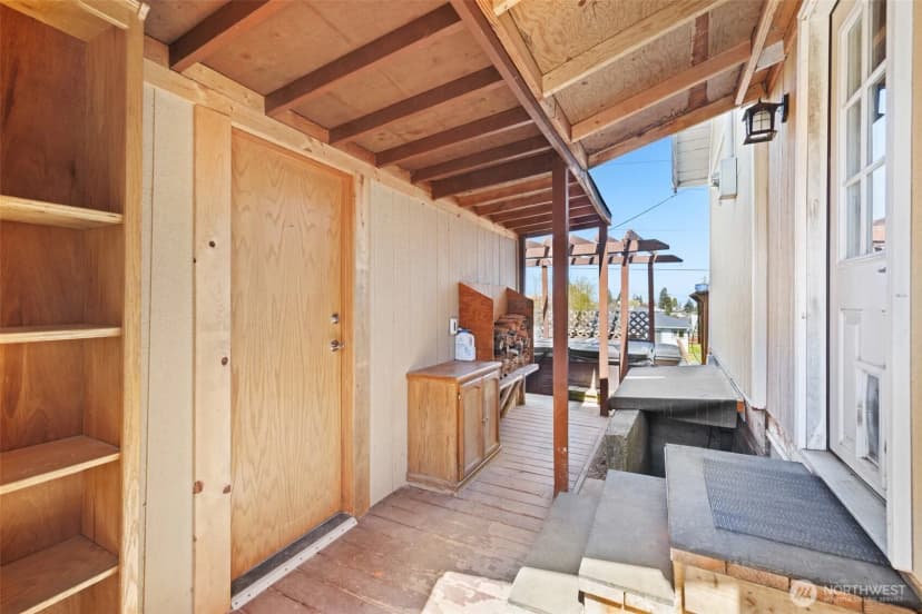 Property photo for 817 W 13th Street, Port Angeles photo 7