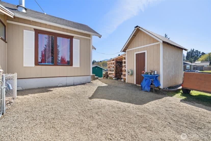 Property photo for 817 W 13th Street, Port Angeles photo 6