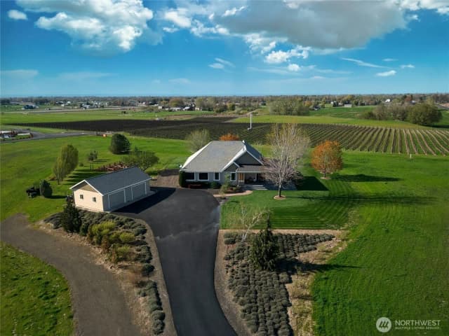 Property photo for 3926 Braden Road, Walla Walla
